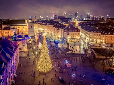 Varşova, Castle Meydanı 'ndaki Noel ağacı
