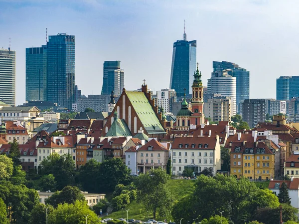 ポーランドのワルシャワ 市街地の空中風景 — ストック写真