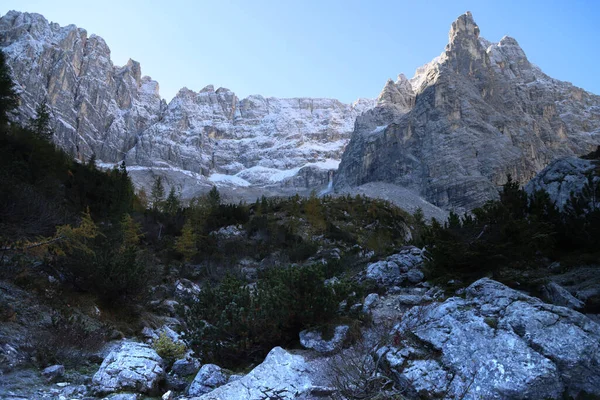 Tanrı 'nın Parmağı Dağı, Dolomite Dağları, İtalya — Stok fotoğraf