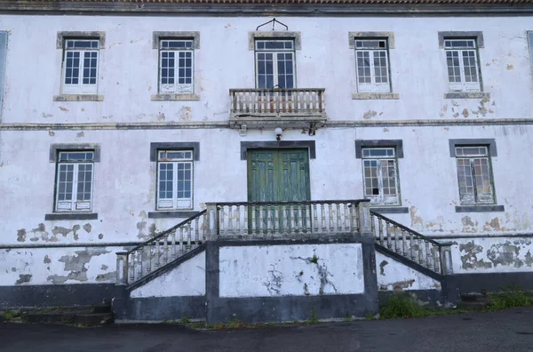 Horta Sarayı cephesi, Periler Adası, Azores