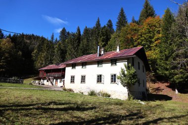 Dolomitler, İtalya 'daki dağ evi.