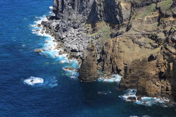 Utsikt över havet kusten nära Mosteiros, Sao Miguel ön, Azorerna — Stockfoto