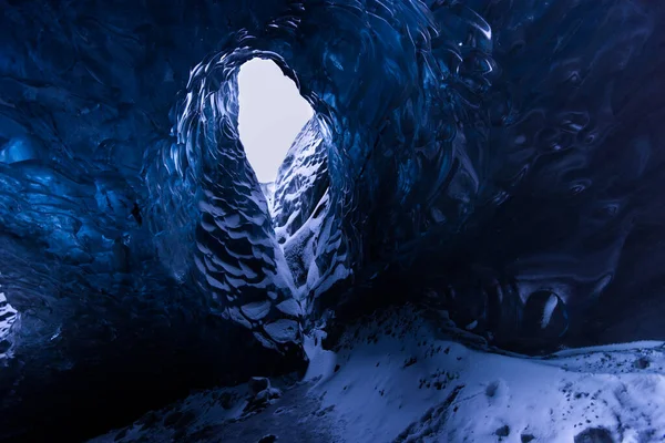 Caverna de gelo no sul da Islândia — Fotografia de Stock