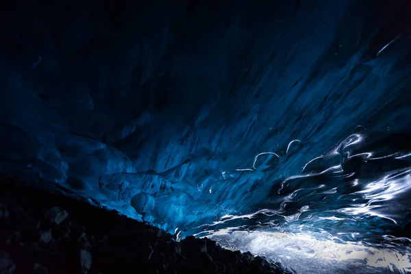 Крижана печера в південній Ісландії — стокове фото