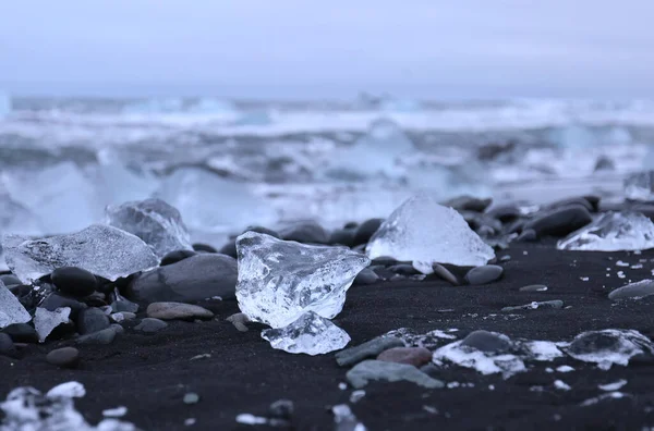 Ice diamonds on the beach, Diamonds Beach Iceland — Stock Photo, Image