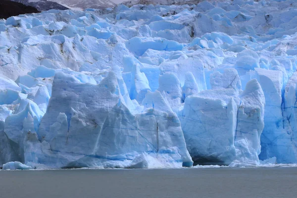 Nära utsikt över den östra fronten av Gray Glacier, Chile — Stockfoto