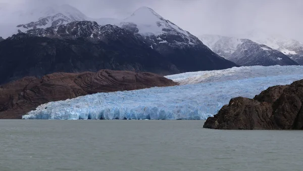 Pohled na západní stranu Šedého ledovce, Chile — Stock fotografie