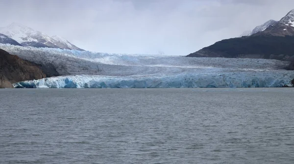 Pohled na východní stranu Šedého ledovce, Chile — Stock fotografie