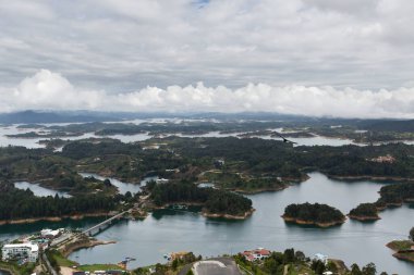 Guatape, Kolombiya Penon 'undan çevre manzarası