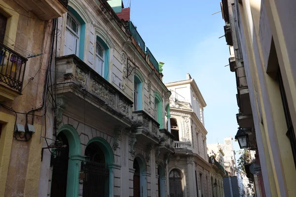 Стародавні будівлі в Хабана - В "єха (Куба). — стокове фото