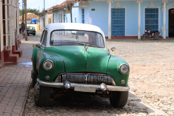 Vintage autó-Trinidad, Kuba — Stock Fotó