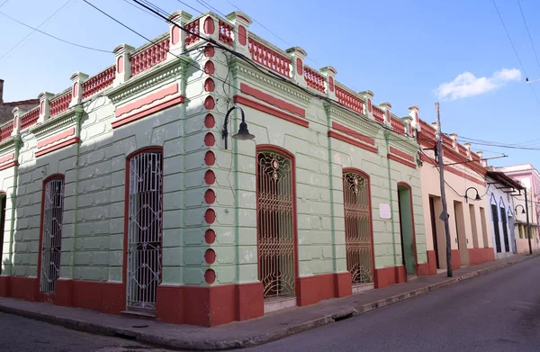Charakteristické domy Camaguey na Kubě — Stock fotografie