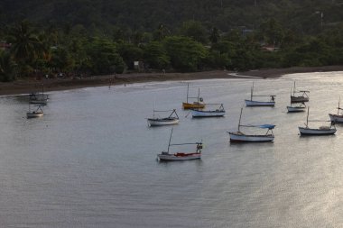 Gün batımında Baracoa Körfezi, Küba. Yüksek kalite fotoğraf