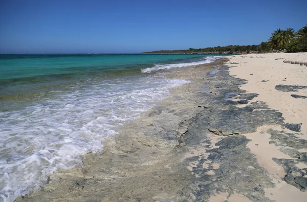 古巴瓜达拉瓦卡的Playa Esmeralda的神奇色彩 高质量的照片 — 图库照片