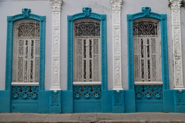 Détail Façade Ancien Bâtiment Dans Ville Santa Clara Cuba Photo — Photo
