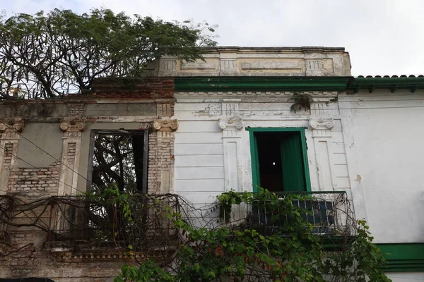 Fassadendetail Eines Antiken Gebäudes Der Stadt Santa Clara Kuba Hochwertiges — Stockfoto
