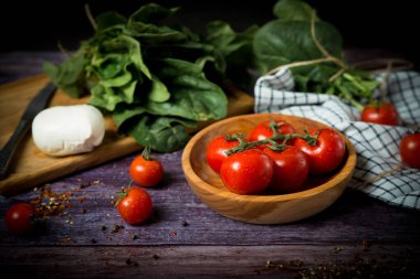 Domates Mozzarella. Domates ve mazzarello peyniri.