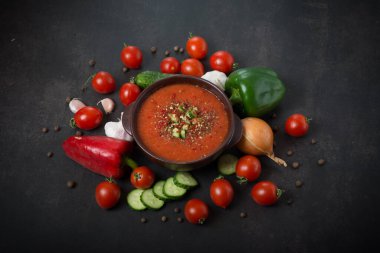 biber ve sarımsak, İspanyol mutfağı ile domates gazpacho çorbası