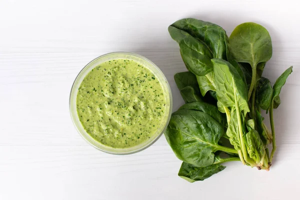 Delicious Spinach Sauce White Table Flat Lay Place Text — Stock Photo, Image