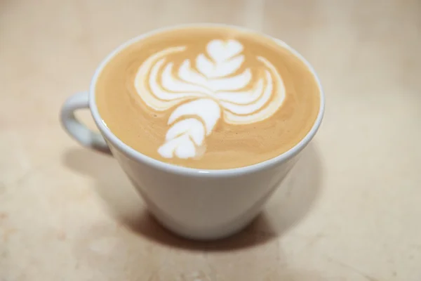 Cappuccino-kop geïsoleerd — Stockfoto