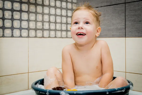 Little boy is bathed in the tub — Stock Photo, Image