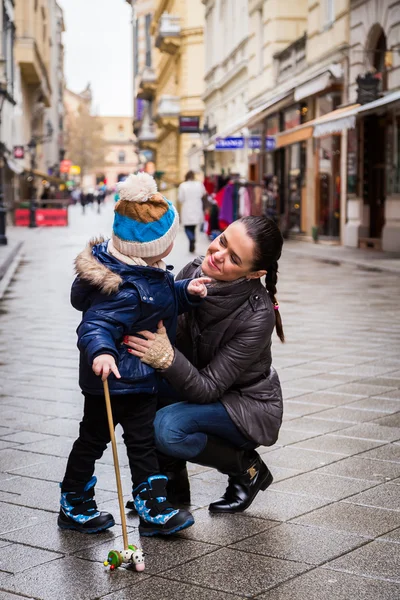 Mother and son on Budapest street — Stock Photo, Image