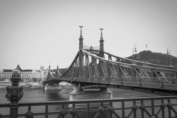 Most wolności w Budapest — Zdjęcie stockowe