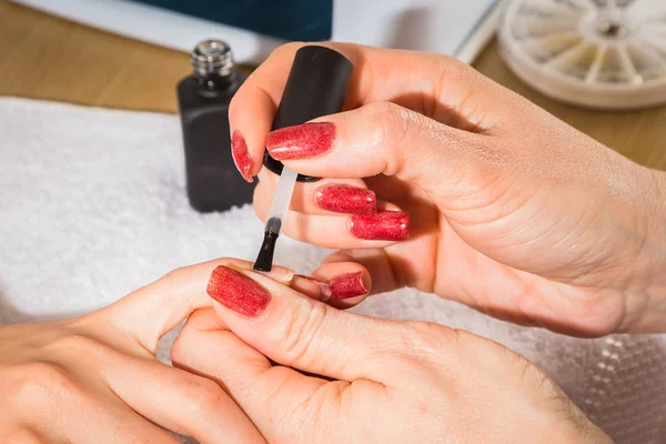 Painting nails — Stock Photo, Image