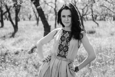 Bahar arka planda kadın