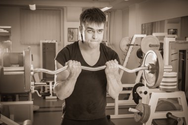 Halterli adam eğitimi