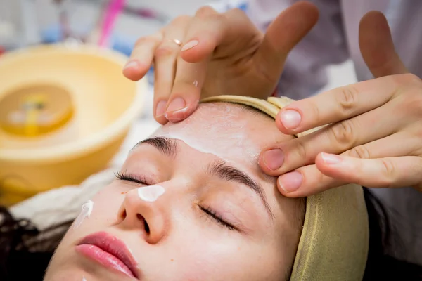 yüz kozmetik tedavi