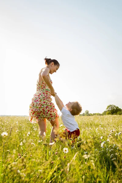 Mãe e filho — Fotografia de Stock