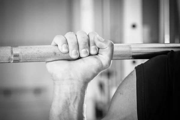 Barbell mão segurando — Fotografia de Stock