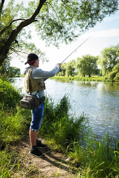 Man fishing — Stock Photo, Image