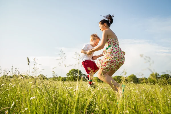 Mutter und Sohn — Stockfoto