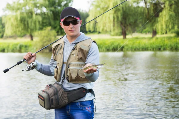 Man fishing — Stock Photo, Image