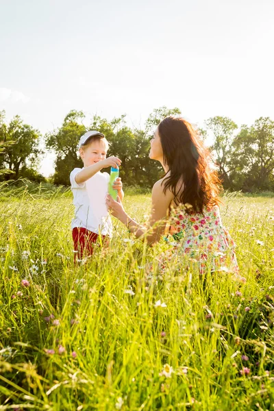 Mutter und Sohn — Stockfoto