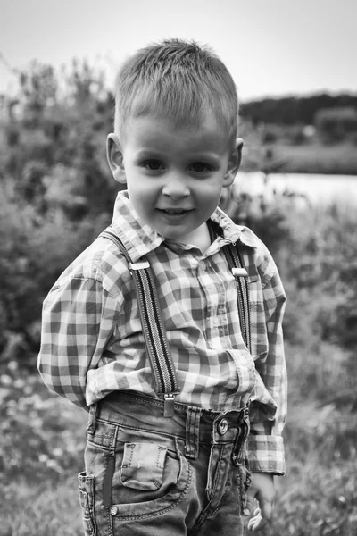 Little boy on nature — Stock Photo, Image