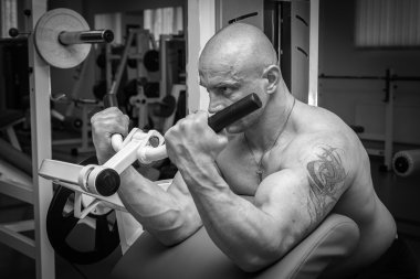 Eğitim Simülatörü üzerinde adam