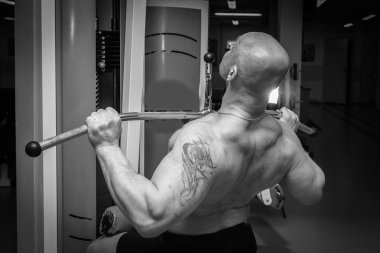 Eğitim Simülatörü üzerinde adam