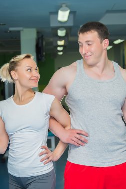 Atletik çift holding halter