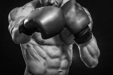 Boks eldivenli adam.