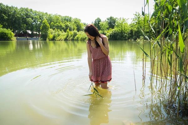 Woman in lake — Stock Photo, Image