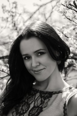 Bahar arka planda kadın