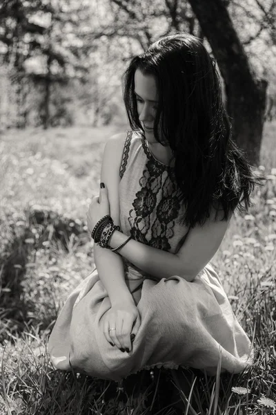 Bahar arka planda kadın