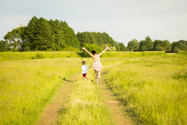 Mãe e filho — Fotografia de Stock