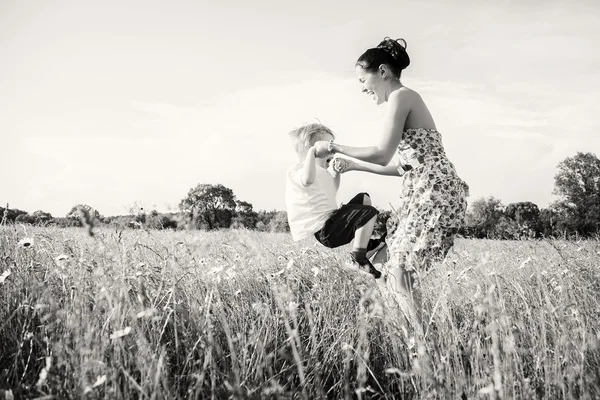 Mutter und Sohn — Stockfoto