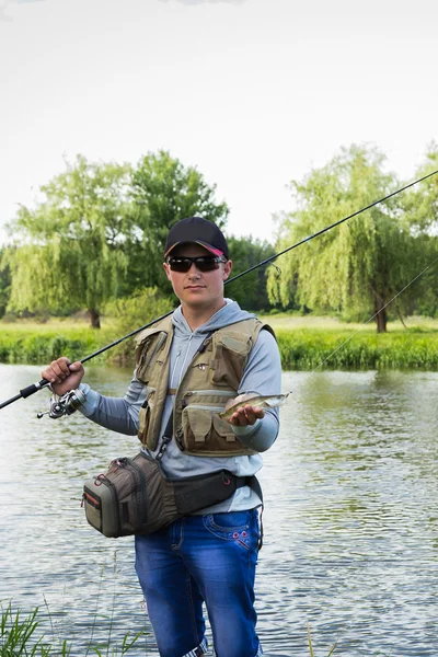 Man fishing — Stock Photo, Image