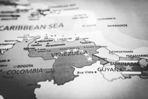 地図上のベネズエラの旗 — ストック写真