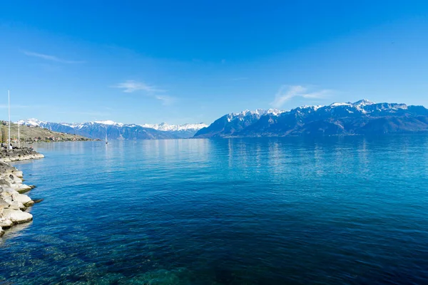 Magnifik Utsikt Över Genèvesjön Och Bergen — Stockfoto